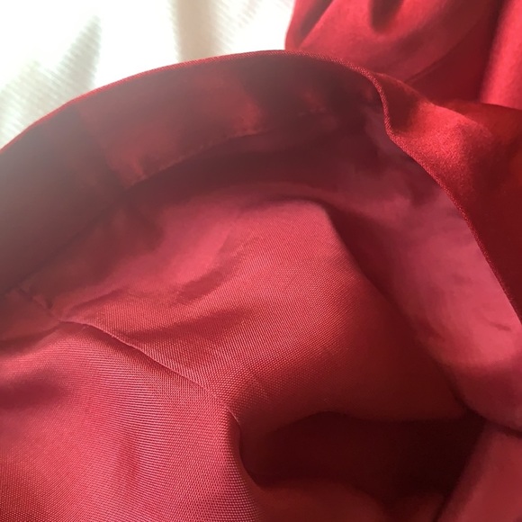 CARLISLE size 12 red silk satin elastic waist lined pants in excellent condition - Picture 7 of 7